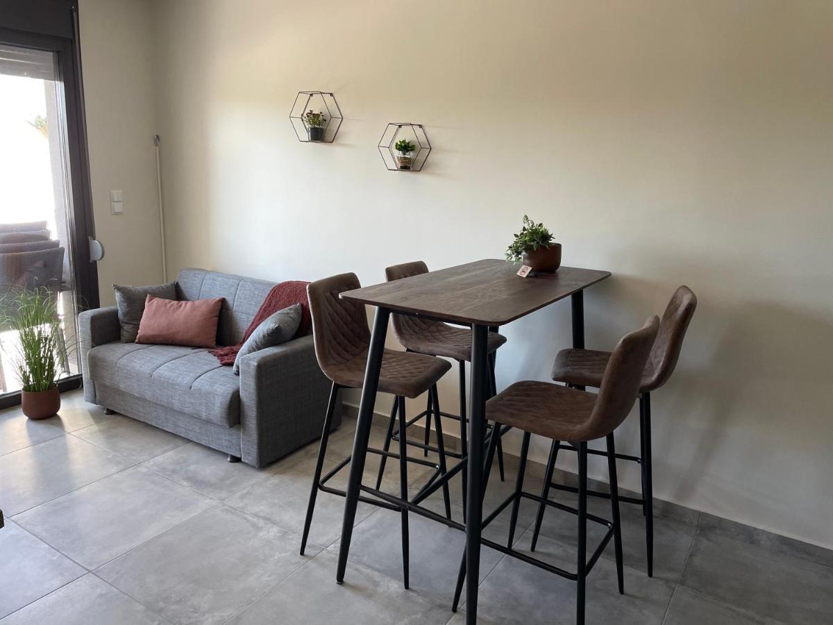 Asterias Appartement Néa Péramos Buitenkant foto