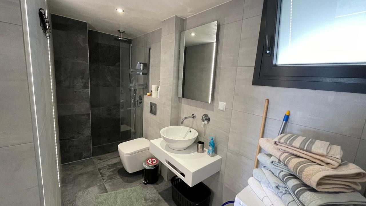 Asterias Appartement Néa Péramos Buitenkant foto