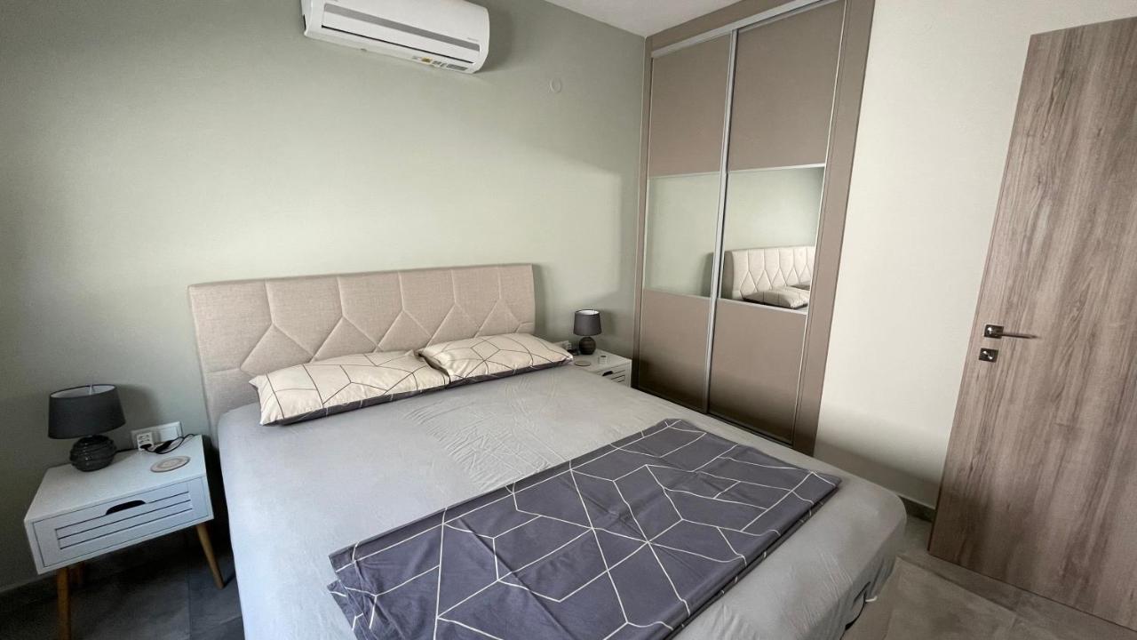 Asterias Appartement Néa Péramos Buitenkant foto