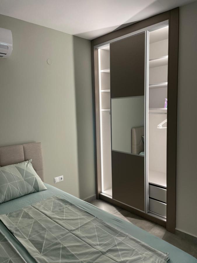 Asterias Appartement Néa Péramos Buitenkant foto